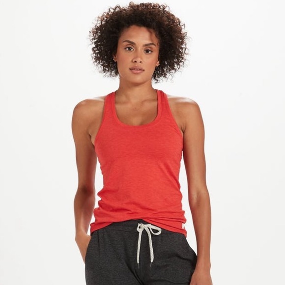 Vuori Lux Performance Tank In Melon 
